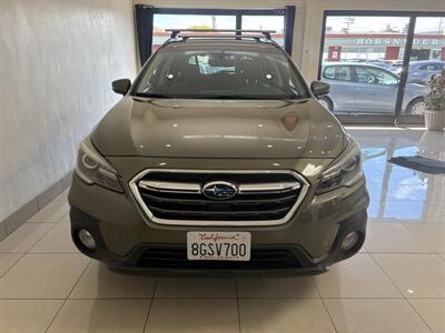 2019 Subaru Outback 2.5i Touring   - Photo 2 - Santa Cruz, CA 95062
