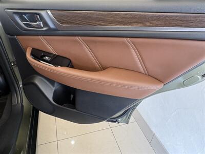 2019 Subaru Outback 2.5i Touring   - Photo 22 - Santa Cruz, CA 95062