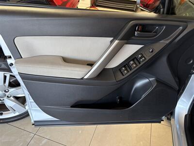 2015 Subaru Forester 2.5i Premium   - Photo 23 - Santa Cruz, CA 95062