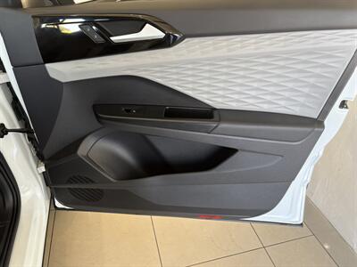 2022 Volkswagen Taos S 4Motion   - Photo 22 - Santa Cruz, CA 95062