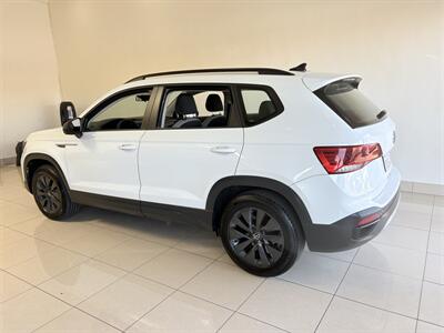 2022 Volkswagen Taos S 4Motion   - Photo 2 - Santa Cruz, CA 95062