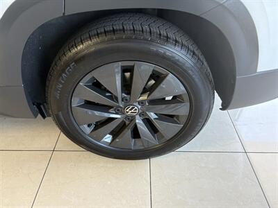 2022 Volkswagen Taos S 4Motion   - Photo 10 - Santa Cruz, CA 95062