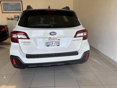 2018 Subaru Outback 2.5i Premium   - Photo 22 - Santa Cruz, CA 95062
