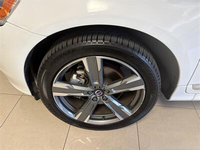 2017 Volvo XC60 T6 Dynamic   - Photo 6 - Santa Cruz, CA 95062