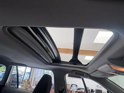 2019 Toyota RAV4 XLE - Photo 10 - Santa Cruz, CA 95062