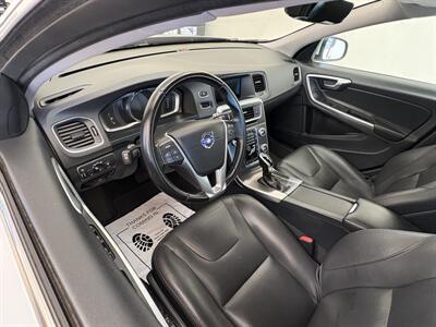 2016 Volvo V60 T5 Drive-E Premier   - Photo 11 - Santa Cruz, CA 95062