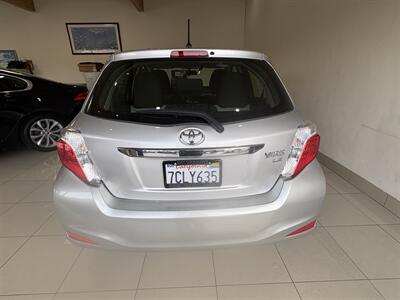 2014 Toyota Yaris 5-Door LE   - Photo 3 - Santa Cruz, CA 95062