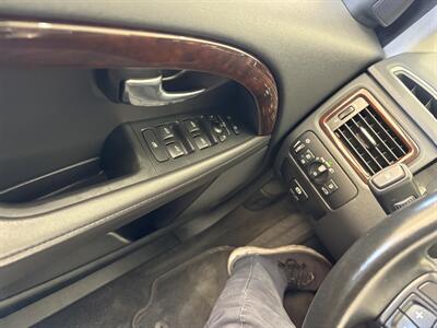 2013 Volvo XC70 T6   - Photo 16 - Santa Cruz, CA 95062