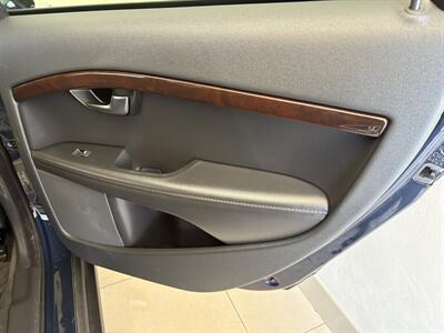2013 Volvo XC70 T6   - Photo 18 - Santa Cruz, CA 95062
