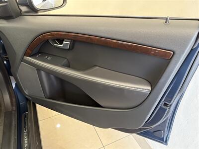 2013 Volvo XC70 T6   - Photo 19 - Santa Cruz, CA 95062