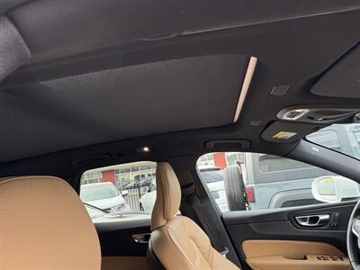 2020 Volvo XC60 T5 Momentum   - Photo 17 - Santa Cruz, CA 95062
