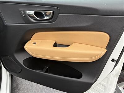 2020 Volvo XC60 T5 Momentum   - Photo 18 - Santa Cruz, CA 95062
