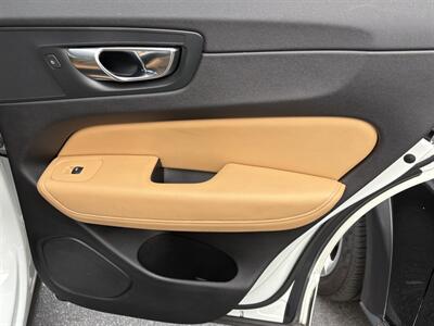 2020 Volvo XC60 T5 Momentum   - Photo 19 - Santa Cruz, CA 95062