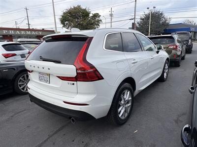 2020 Volvo XC60 T5 Momentum   - Photo 5 - Santa Cruz, CA 95062