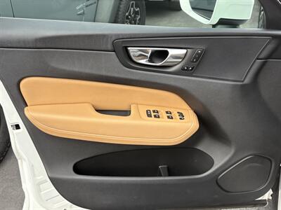 2020 Volvo XC60 T5 Momentum   - Photo 21 - Santa Cruz, CA 95062