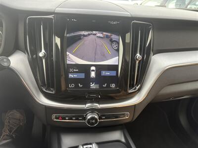 2020 Volvo XC60 T5 Momentum   - Photo 12 - Santa Cruz, CA 95062