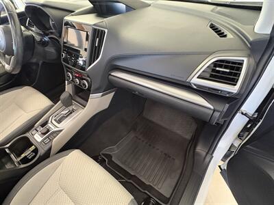 2022 Subaru Forester Premium   - Photo 11 - Santa Cruz, CA 95062