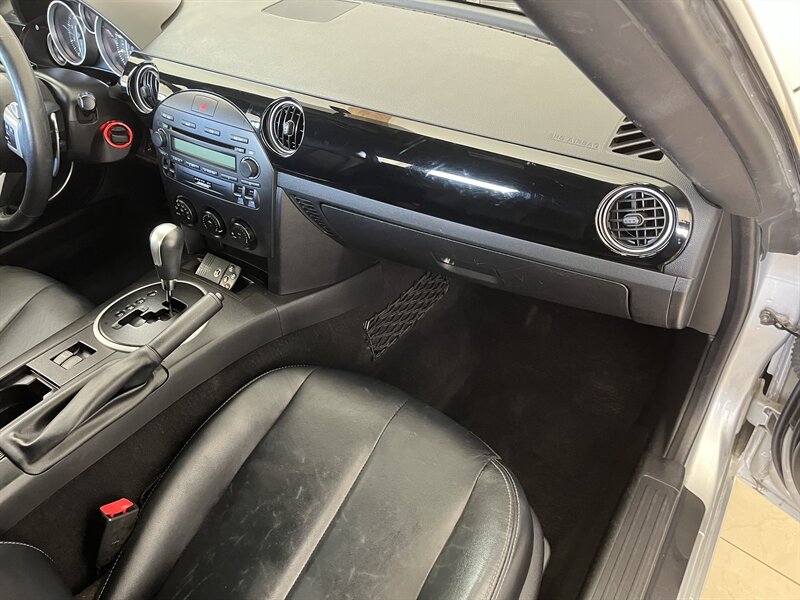 2006 Mazda MX-5 Miata Base photo 10