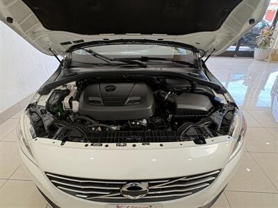 2016 Volvo V60 T5 Drive-E Premier - Photo 10 - Santa Cruz, CA 95062