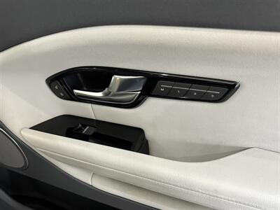 2019 Land Rover Range Rover Evoque SE Premium   - Photo 20 - Santa Cruz, CA 95062