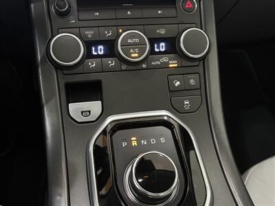2019 Land Rover Range Rover Evoque SE Premium   - Photo 10 - Santa Cruz, CA 95062