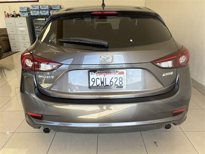 2018 Mazda Mazda3 Touring   - Photo 6 - Santa Cruz, CA 95062