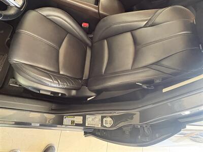 2018 Mazda Mazda3 Touring   - Photo 15 - Santa Cruz, CA 95062