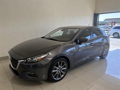 2018 Mazda Mazda3 Touring   - Photo 1 - Santa Cruz, CA 95062