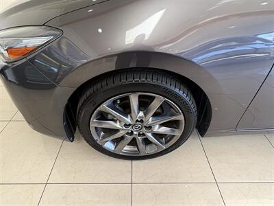 2018 Mazda Mazda3 Touring   - Photo 7 - Santa Cruz, CA 95062