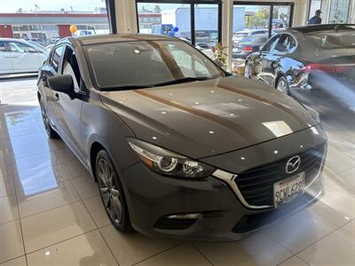 2018 Mazda Mazda3 Touring   - Photo 3 - Santa Cruz, CA 95062