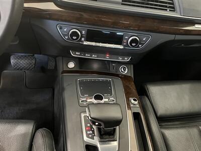 2018 Audi Q5 2.0T quattro Premium Plus   - Photo 11 - Santa Cruz, CA 95062