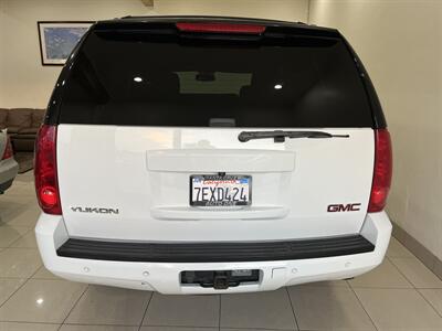 2014 GMC Yukon SLE   - Photo 8 - Santa Cruz, CA 95062