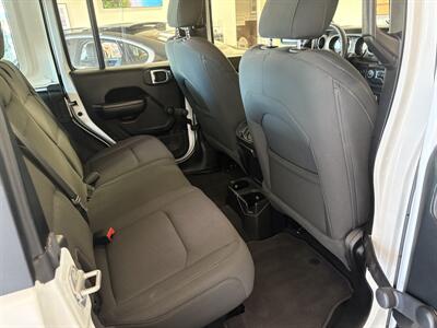 2020 Jeep Wrangler Unlimited Sport   - Photo 13 - Santa Cruz, CA 95062