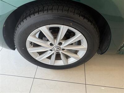 2017 Volkswagen Beetle 1.8T S   - Photo 12 - Santa Cruz, CA 95062