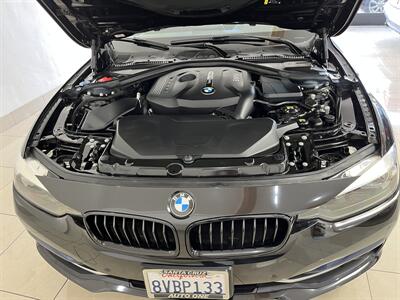 2017 BMW 3 Series 330i   - Photo 5 - Santa Cruz, CA 95062