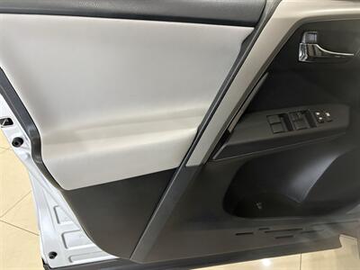 2017 Toyota RAV4 XLE - Photo 23 - Santa Cruz, CA 95062