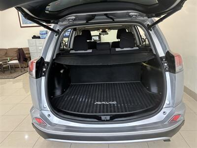 2017 Toyota RAV4 XLE - Photo 6 - Santa Cruz, CA 95062