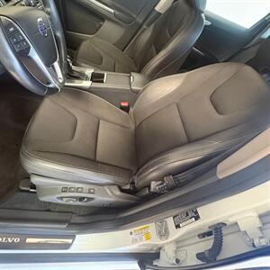 2016 Volvo XC60 T5 Drive-E   - Photo 4 - Santa Cruz, CA 95062