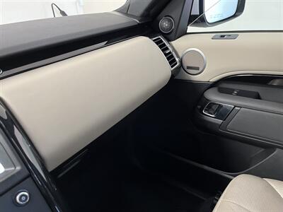 2020 Land Rover Discovery SE   - Photo 18 - Santa Cruz, CA 95062