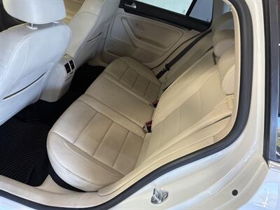 2013 Volkswagen Jetta SportWagen TDI   - Photo 9 - Santa Cruz, CA 95062