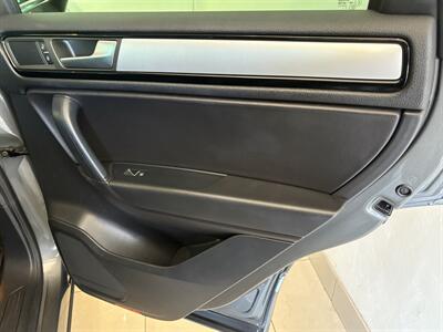 2014 Volkswagen Touareg V6 Sport   - Photo 20 - Santa Cruz, CA 95062