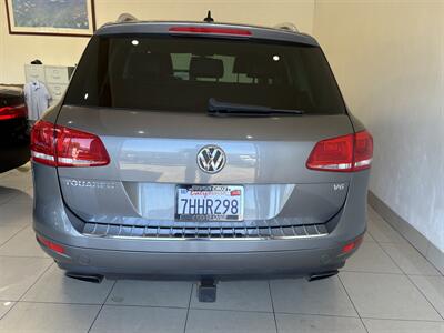 2014 Volkswagen Touareg V6 Sport   - Photo 4 - Santa Cruz, CA 95062