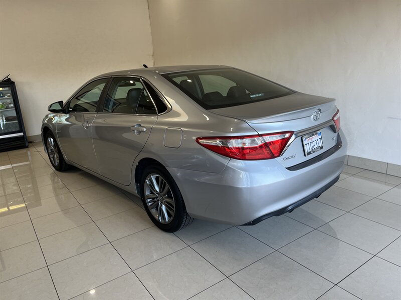 2016 Toyota Camry Special Edition photo 4