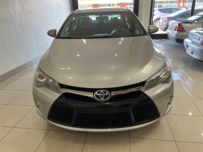 2016 Toyota Camry Special Edition photo 3