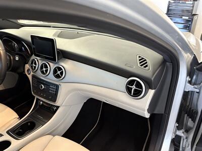 2017 Mercedes-Benz GLA GLA 250 4MATIC   - Photo 11 - Santa Cruz, CA 95062