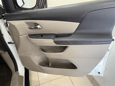 2016 Honda Odyssey SE   - Photo 25 - Santa Cruz, CA 95062