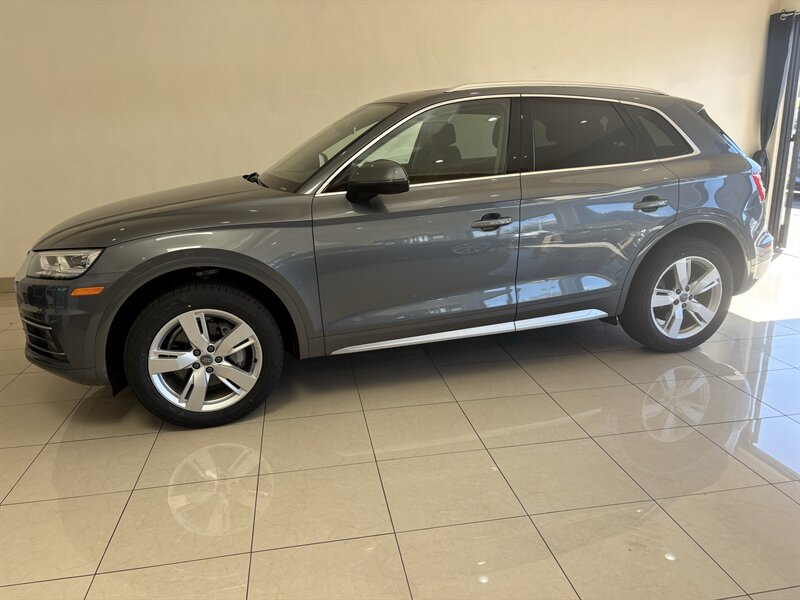 2018 Audi Q5 2.0T quattro Premium  