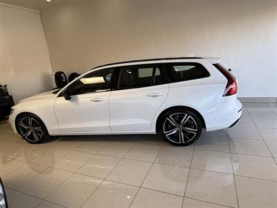 2020 Volvo V60 T5 R-Design   - Photo 4 - Santa Cruz, CA 95062