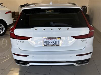 2020 Volvo V60 T5 R-Design   - Photo 5 - Santa Cruz, CA 95062