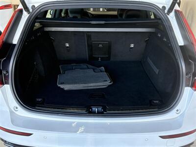 2020 Volvo V60 T5 R-Design   - Photo 6 - Santa Cruz, CA 95062